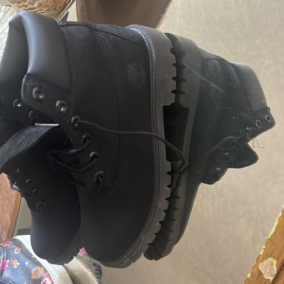 Timberlands - Picture 2 of 3